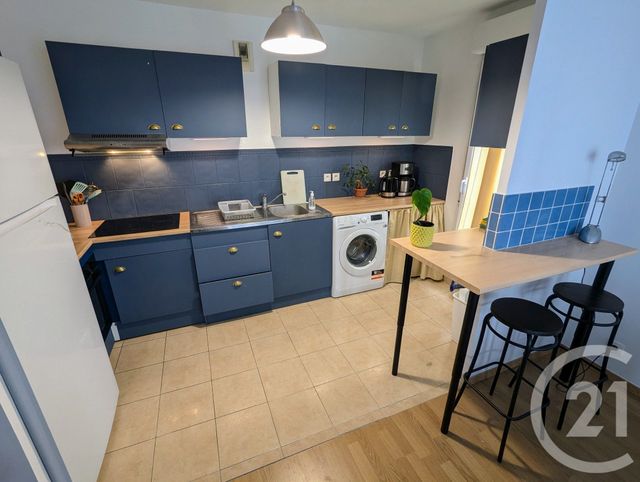 Appartement &agrave; louer - 5 pi&egrave;ces - 63 m2 - Cergy - 95 - ILE-DE-FRANCE