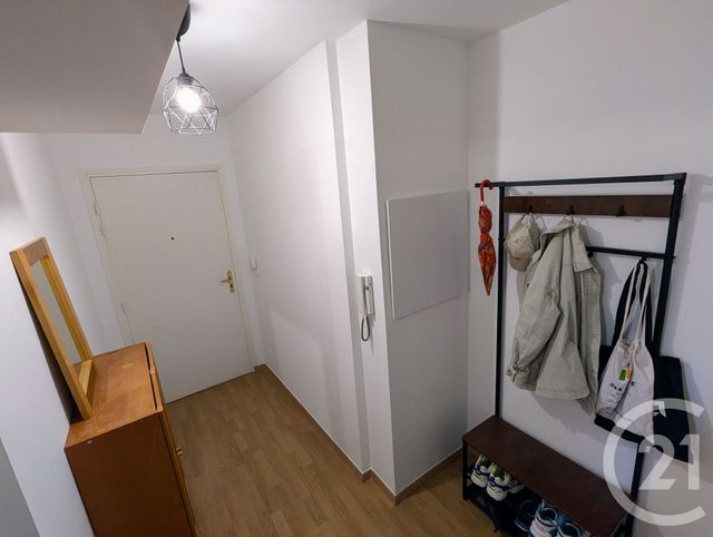 Appartement &agrave; louer - 5 pi&egrave;ces - 63 m2 - Cergy - 95 - ILE-DE-FRANCE