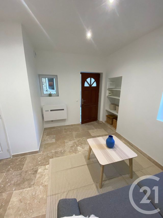 Appartement Studio &agrave; louer - 1 pi&egrave;ce - 18 m2 - Cergy - 95 - ILE-DE-FRANCE