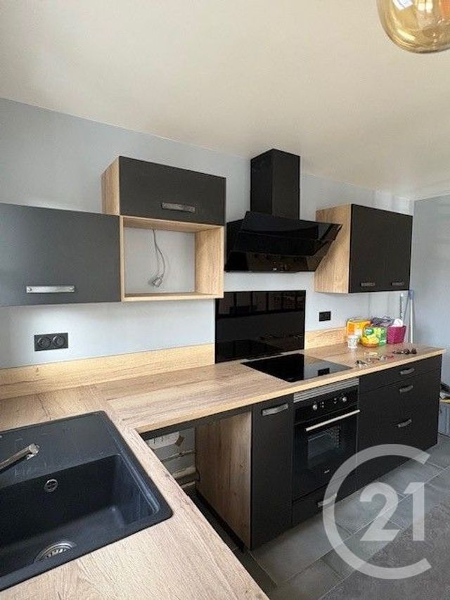 Appartement &agrave; louer - 3 pi&egrave;ces - 65 m2 - Cergy - 95 - ILE-DE-FRANCE