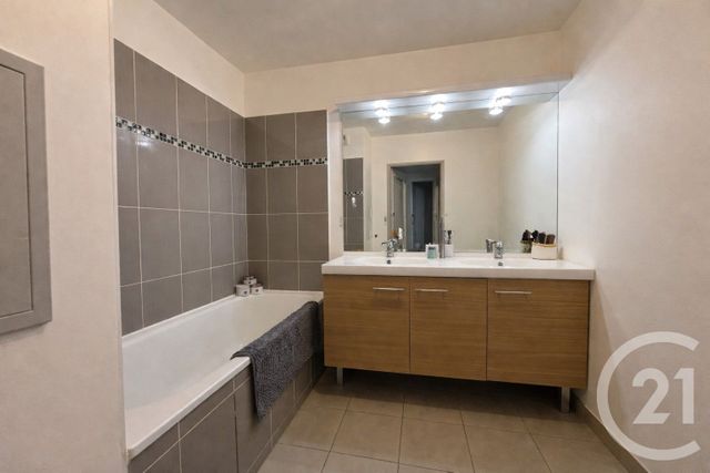 Appartement F3 &agrave; vendre - 3 pi&egrave;ces - 62,70 m2 - Eragny Sur Oise - 95 - ILE-DE-FRANCE