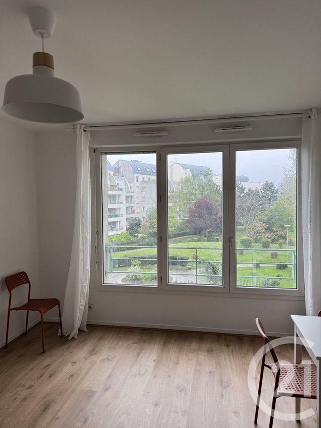 Appartement Studio &agrave; louer - 1 pi&egrave;ce - 30 m2 - Cergy - 95 - ILE-DE-FRANCE