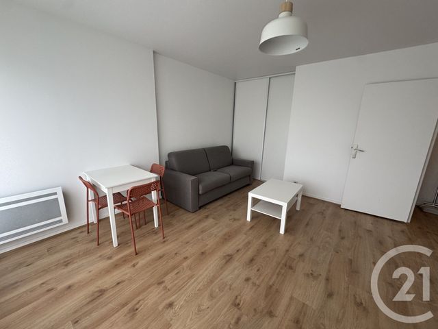 Appartement Studio &agrave; louer - 1 pi&egrave;ce - 30 m2 - Cergy - 95 - ILE-DE-FRANCE