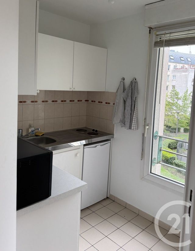 Appartement Studio &agrave; louer - 1 pi&egrave;ce - 30 m2 - Cergy - 95 - ILE-DE-FRANCE