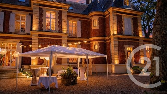 Maison &agrave; vendre - 18 pi&egrave;ces - 596,60 m2 - Pontoise - 95 - ILE-DE-FRANCE