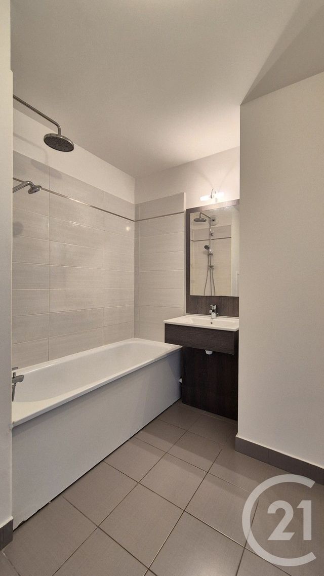 Appartement F4 &agrave; vendre - 4 pi&egrave;ces - 78,21 m2 - Cergy - 95 - ILE-DE-FRANCE