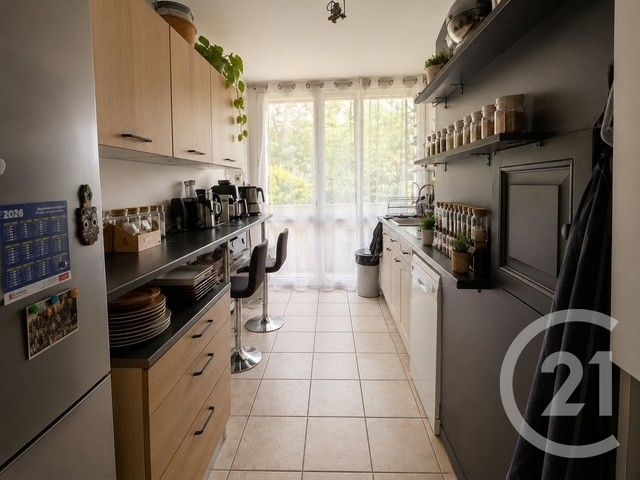 Appartement F4 &agrave; vendre - 4 pi&egrave;ces - 81,11 m2 - Cergy - 95 - ILE-DE-FRANCE