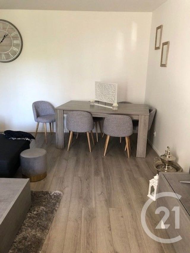 Appartement &agrave; louer - 2 pi&egrave;ces - 44,39 m2 - Cergy - 95 - ILE-DE-FRANCE
