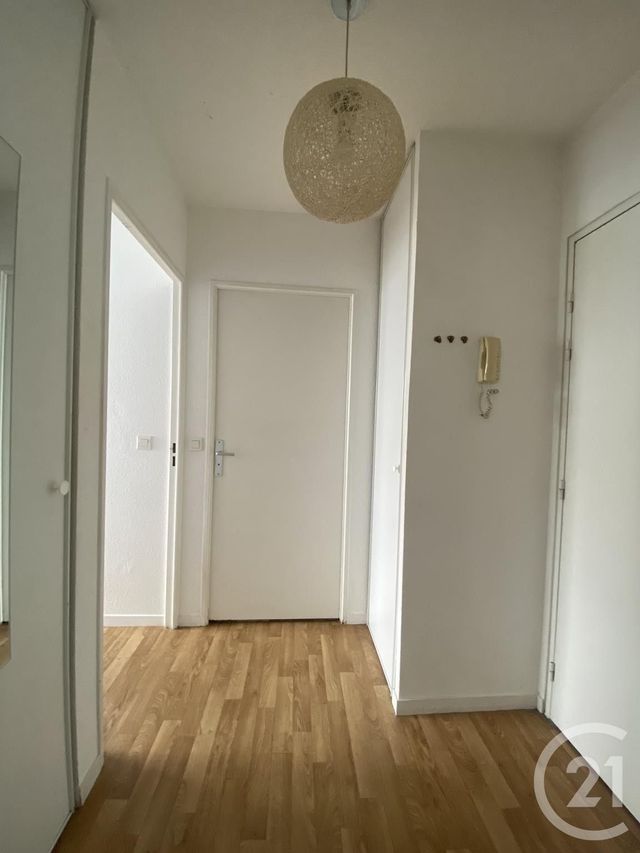 Appartement &agrave; louer - 2 pi&egrave;ces - 35,46 m2 - Cergy - 95 - ILE-DE-FRANCE