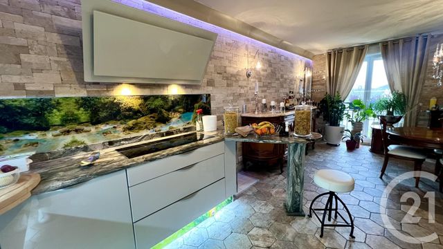 Appartement F5 &agrave; vendre - 5 pi&egrave;ces - 102,18 m2 - Cergy - 95 - ILE-DE-FRANCE