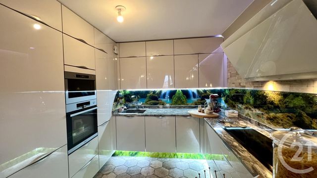 Appartement F5 &agrave; vendre - 5 pi&egrave;ces - 102,18 m2 - Cergy - 95 - ILE-DE-FRANCE