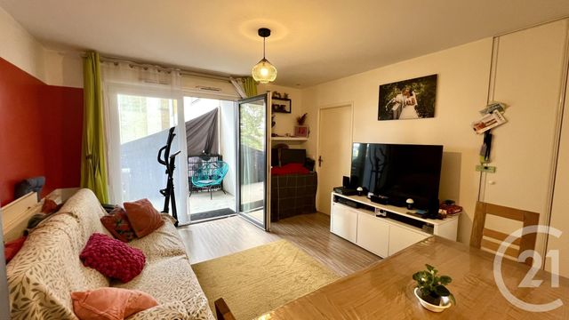 Appartement F3 &agrave; vendre - 3 pi&egrave;ces - 63 m2 - Cergy - 95 - ILE-DE-FRANCE