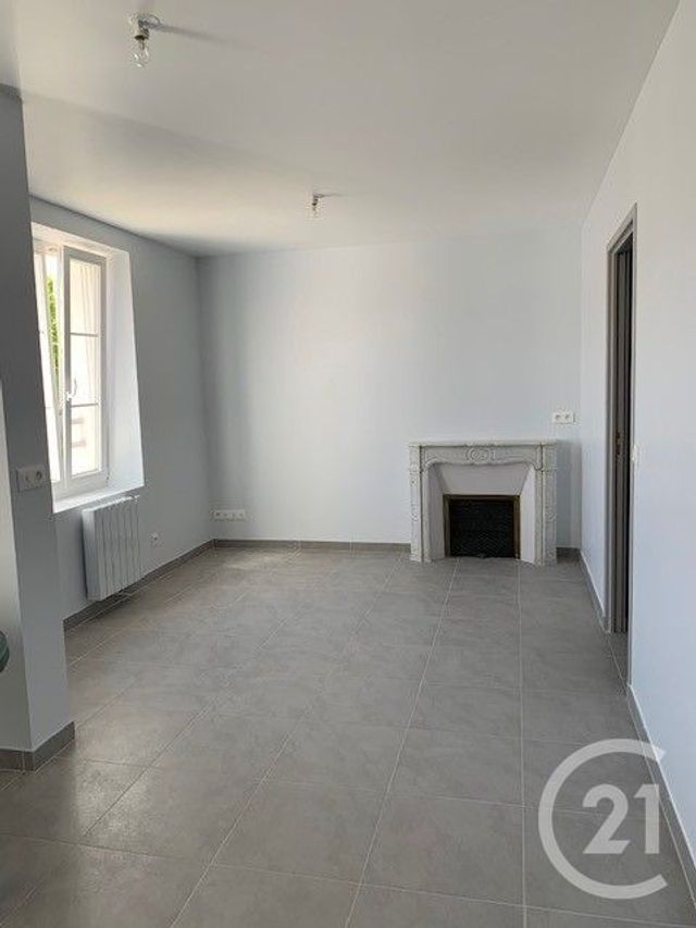 Appartement à louer BOISSY L AILLERIE