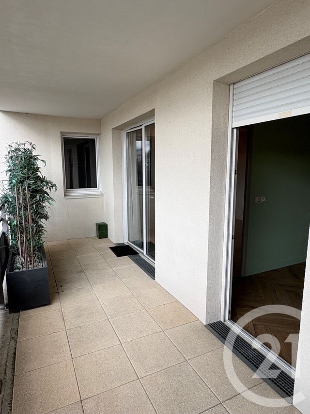 Appartement F2 &agrave; louer - 2 pi&egrave;ces - 46 m2 - Cergy - 95 - ILE-DE-FRANCE
