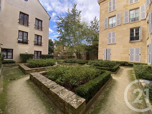 Appartement F2 &agrave; louer - 2 pi&egrave;ces - 39,10 m2 - Pontoise - 95 - ILE-DE-FRANCE