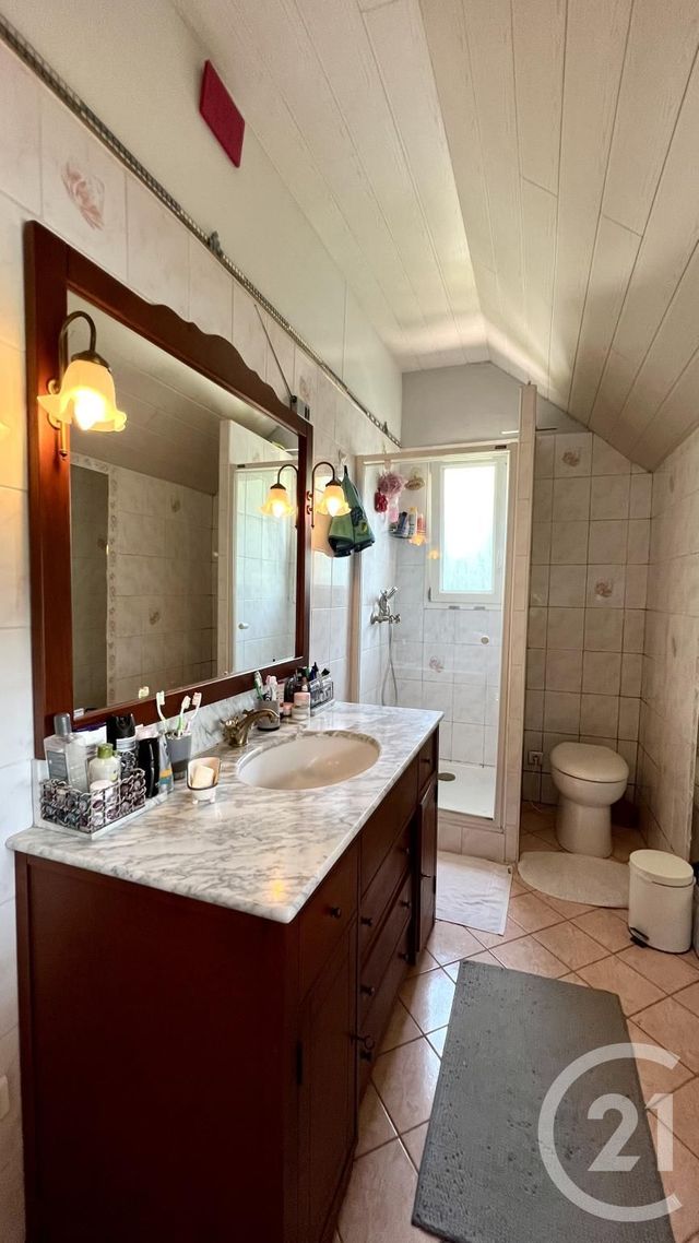 Afficher la photo en grand Maison à vendre - 5 pièces - 120 m2 - St Ouen L Aumone - 95 - ILE-DE-FRANCE