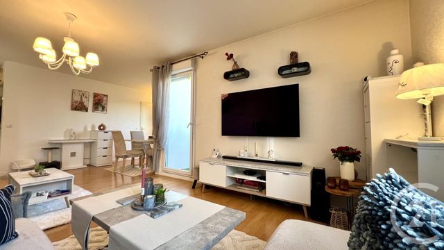 Appartement F4 à vendre - 4 pièces - 83,50 m2 - Pontoise - 95 - ILE-DE-FRANCE