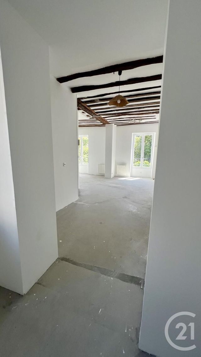 Appartement Studio à vendre - 1 pièce - 35,35 m2 - Pontoise - 95 - ILE-DE-FRANCE