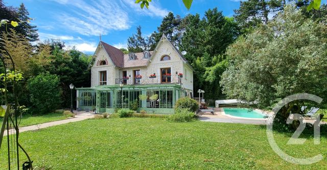 Maison à vendre - 9 pièces - 278 m2 - Pontoise - 95 - ILE-DE-FRANCE