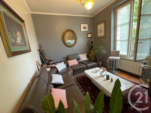 Appartement à vendre - 2 pièces - 60 m2 - Pontoise - 95 - ILE-DE-FRANCE