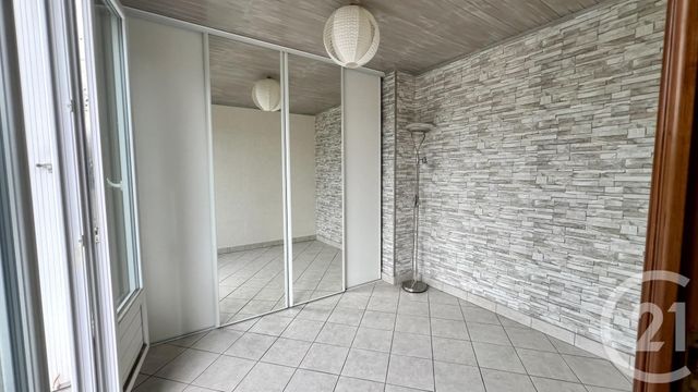 Appartement F2 à vendre - 2 pièces - 48,31 m2 - Pontoise - 95 - ILE-DE-FRANCE
