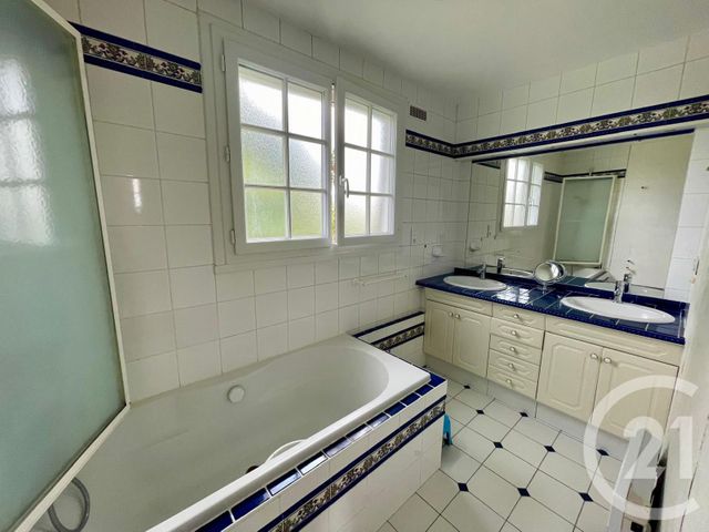 Afficher la photo en grand Maison à vendre - 5 pièces - 100 m2 - Osny - 95 - ILE-DE-FRANCE