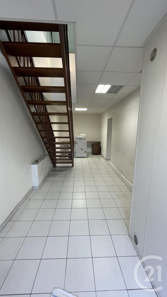 Maison à vendre - 10 pièces - 278,30 m2 - Pontoise - 95 - ILE-DE-FRANCE