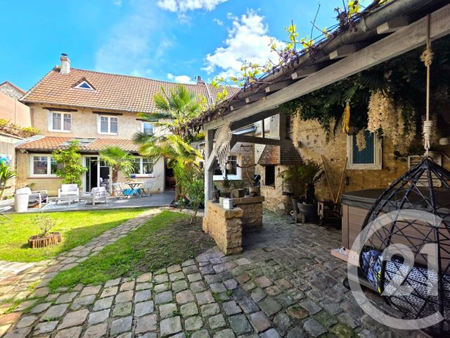 Maison à vendre - 8 pièces - 200 m2 - Mezy Sur Seine - 78 - ILE-DE-FRANCE