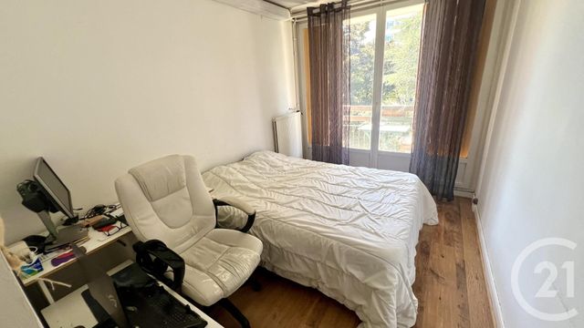 Appartement F5 à vendre - 5 pièces - 91,63 m2 - St Ouen L Aumone - 95 - ILE-DE-FRANCE