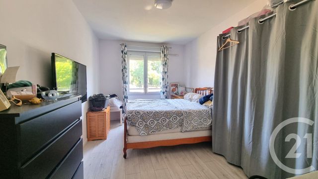 Appartement F3 à vendre - 3 pièces - 75,74 m2 - St Ouen L Aumone - 95 - ILE-DE-FRANCE