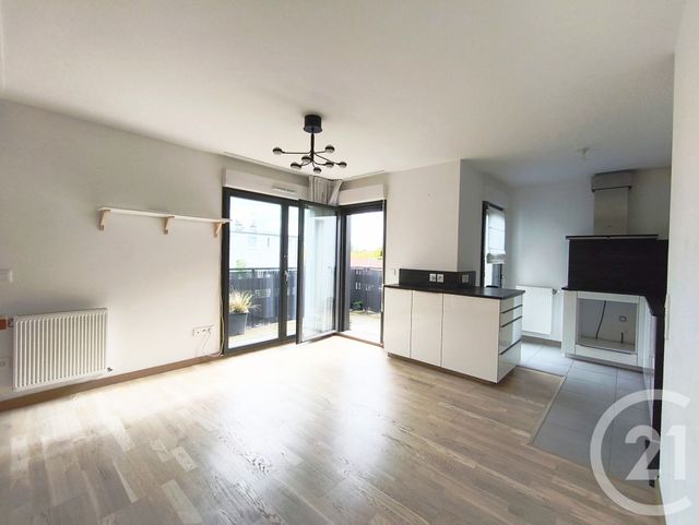 Afficher la photo en grand Appartement Duplex à vendre - 4 pièces - 79,40 m2 - Pontoise - 95 - ILE-DE-FRANCE