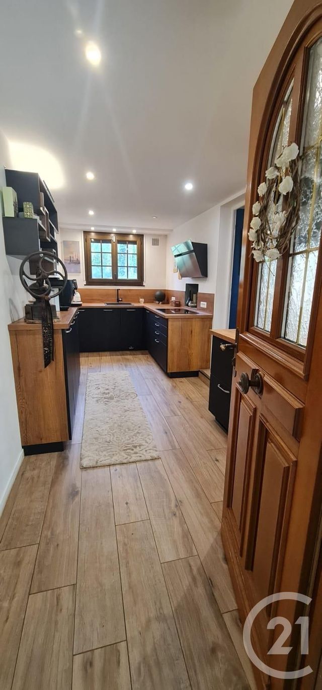 Afficher la photo en grand Maison à vendre - 7 pièces - 205 m2 - Pontoise - 95 - ILE-DE-FRANCE