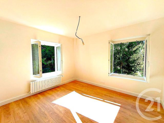 Afficher la photo en grand Maison à vendre - 5 pièces - 124,68 m2 - Pontoise - 95 - ILE-DE-FRANCE