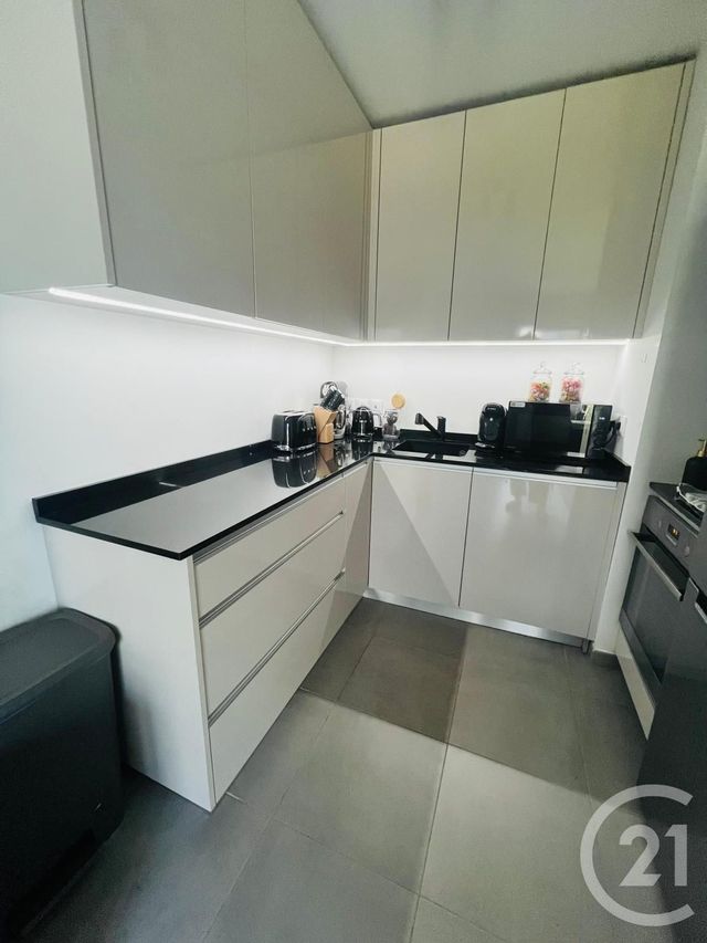 Appartement T2 à vendre - 2 pièces - 41,72 m2 - Pontoise - 95 - ILE-DE-FRANCE
