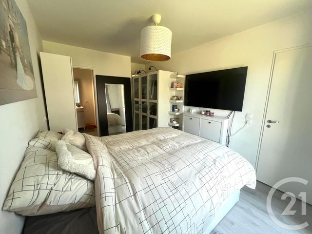 Appartement T2 à vendre - 2 pièces - 41,72 m2 - Pontoise - 95 - ILE-DE-FRANCE