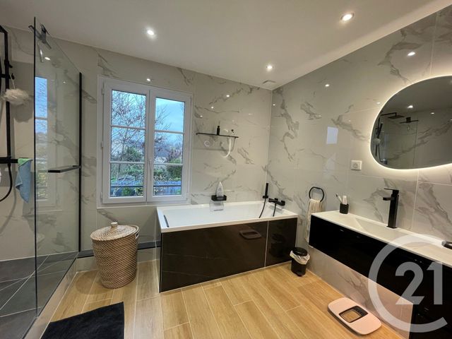 Maison à vendre - 6 pièces - 159,80 m2 - Pontoise - 95 - ILE-DE-FRANCE