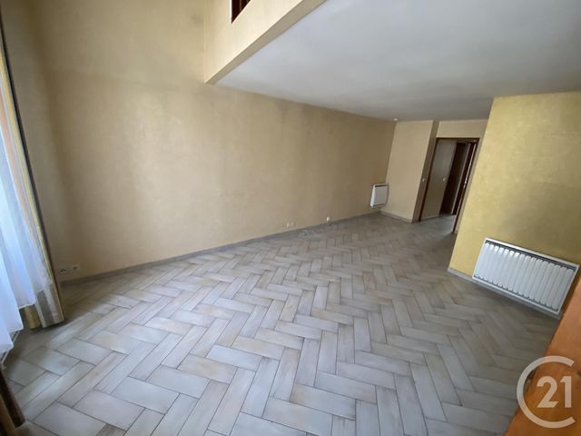 Appartement Duplex à louer - 3 pièces - 76,70 m2 - Pontoise - 95 - ILE-DE-FRANCE