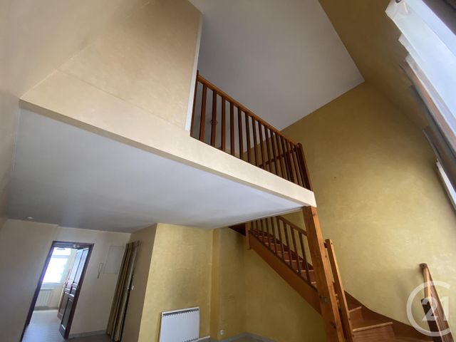 Appartement Duplex à louer - 3 pièces - 76,70 m2 - Pontoise - 95 - ILE-DE-FRANCE