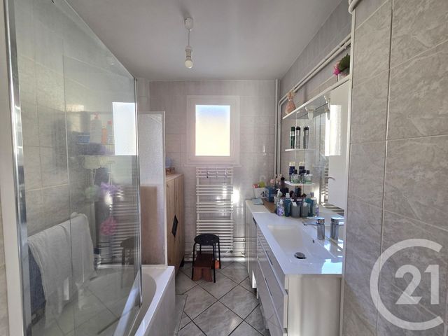 Appartement F4 &agrave; vendre - 4 pi&egrave;ces - 76 m2 - Pontoise - 95 - ILE-DE-FRANCE