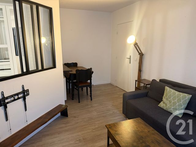 Appartement Studio à louer PONTOISE