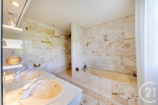 Maison &agrave; vendre - 8 pi&egrave;ces - 263,50 m2 - Pontoise - 95 - ILE-DE-FRANCE