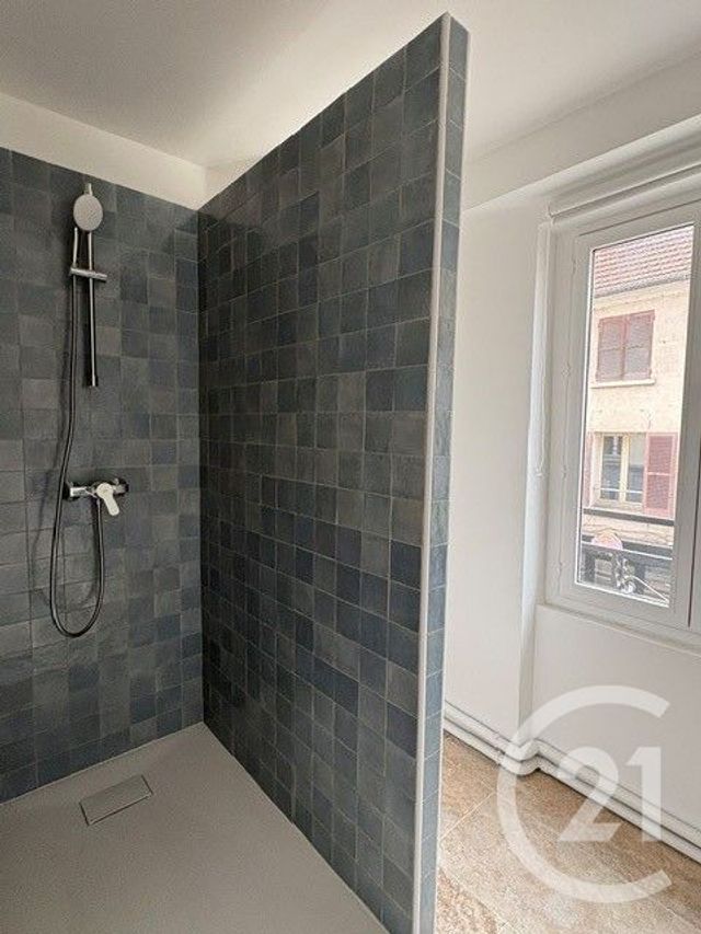 Appartement &agrave; louer - 2 pi&egrave;ces - 35,18 m2 - Pontoise - 95 - ILE-DE-FRANCE