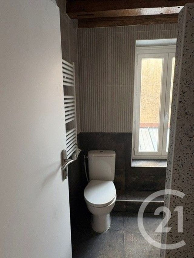 Appartement &agrave; louer - 2 pi&egrave;ces - 31,87 m2 - Pontoise - 95 - ILE-DE-FRANCE