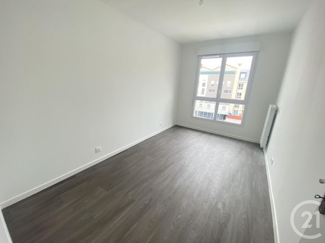 Appartement F3 &agrave; louer - 3 pi&egrave;ces - 72,60 m2 - Pontoise - 95 - ILE-DE-FRANCE