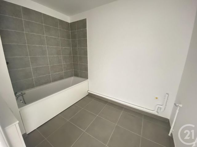 Appartement F3 &agrave; louer - 3 pi&egrave;ces - 72,60 m2 - Pontoise - 95 - ILE-DE-FRANCE