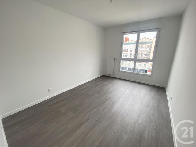 Appartement F3 &agrave; louer - 3 pi&egrave;ces - 72,60 m2 - Pontoise - 95 - ILE-DE-FRANCE