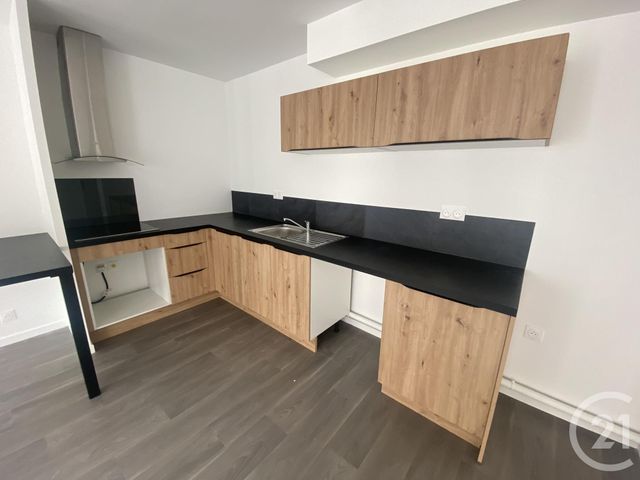 Appartement F3 &agrave; louer - 3 pi&egrave;ces - 72,60 m2 - Pontoise - 95 - ILE-DE-FRANCE