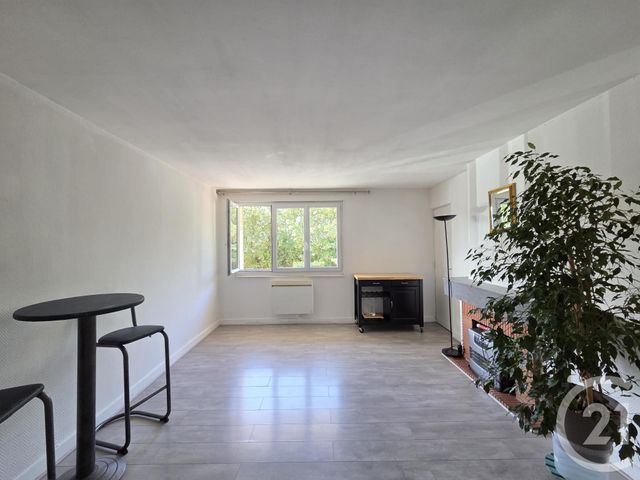 Appartement F2 &agrave; vendre - 2 pi&egrave;ces - 50,56 m2 - Pontoise - 95 - ILE-DE-FRANCE