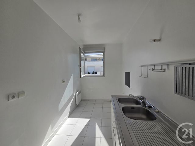 Appartement F3 &agrave; vendre - 3 pi&egrave;ces - 61,39 m2 - Pontoise - 95 - ILE-DE-FRANCE