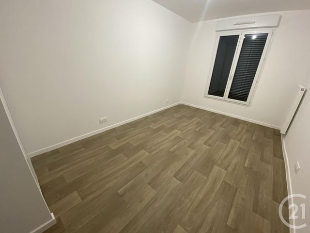 Appartement F4 &agrave; louer - 4 pi&egrave;ces - 76,31 m2 - Pontoise - 95 - ILE-DE-FRANCE